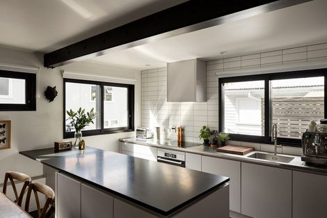 Photo of property in 1a Port Street, Mount Victoria, Wellington, 6011