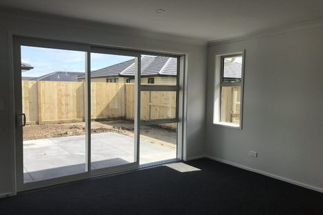 Photo of property in 37 Piata Street, Papamoa Beach, Papamoa, 3118
