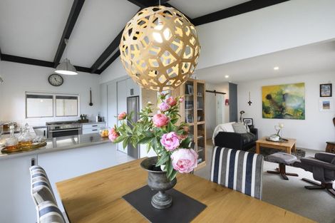 Photo of property in 17 Linklater Avenue, Bellevue, Tauranga, 3110