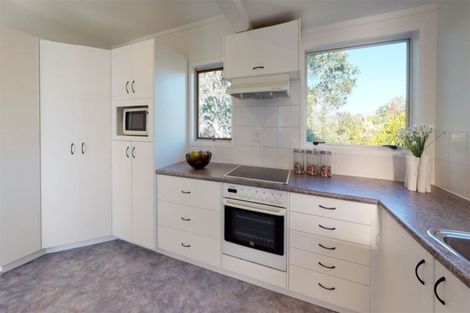 Photo of property in 1/10a Commodore Parry Road, Castor Bay, Auckland, 0620