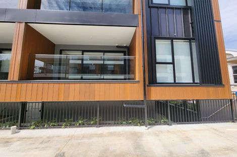 Photo of property in 64d Coronation Road, Mangere Bridge, Auckland, 2022