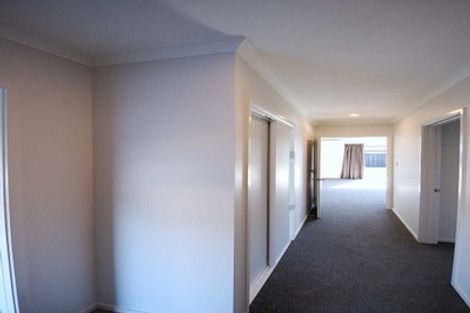 Photo of property in 19 Ragley Way, Rolleston, 7615