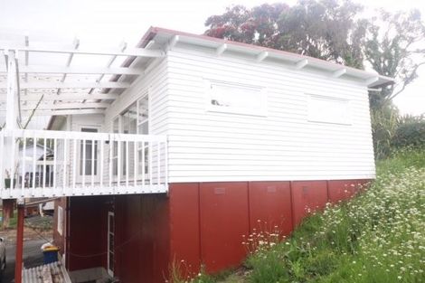 Photo of property in 307 Don Buck Road, Massey, Auckland, 0614