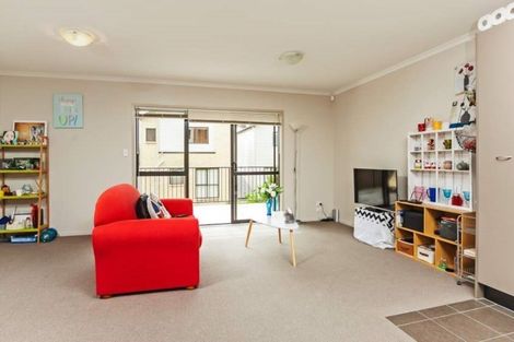 Photo of property in St Claire Village, 9/172 Mcleod Road, Te Atatu South, Auckland, 0610