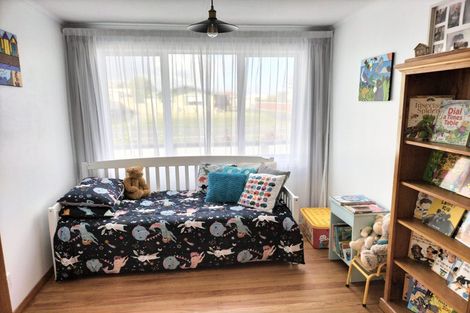 Photo of property in 27 Seabury Avenue, Foxton Beach, Foxton, 4815