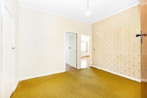 Photo of property in 43 Lorenzen Bay Road, Raglan, 3225