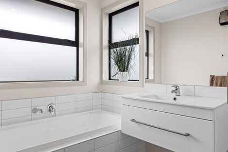 Photo of property in 11 Crampton Close, Kaiapoi, 7630