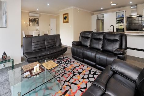 Photo of property in 7 San Vito Place, Henderson, Auckland, 0612