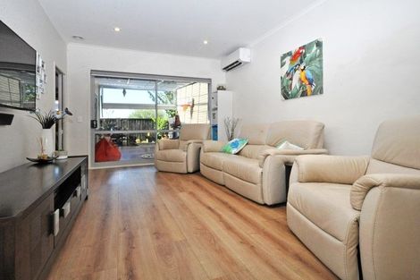 Photo of property in 16 Kanuka Road, Hobsonville, Auckland, 0616