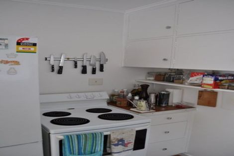 Photo of property in 4/16 Rolleston Street, Mount Cook, Wellington, 6021