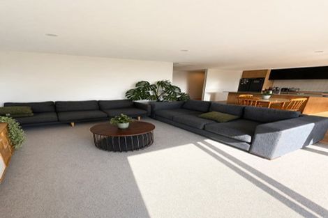 Photo of property in 2 Shelduck Road, Jacks Point, 9371