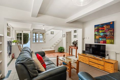 Photo of property in 9 Sinclair Street, Seatoun, Wellington, 6022