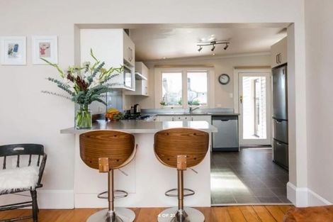 Photo of property in 53 Georges Drive, Napier South, Napier, 4110