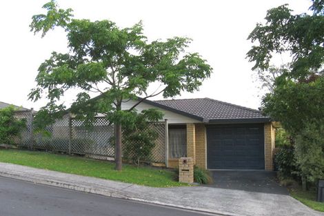 Photo of property in 3 Marbella Drive, Massey, Auckland, 0614
