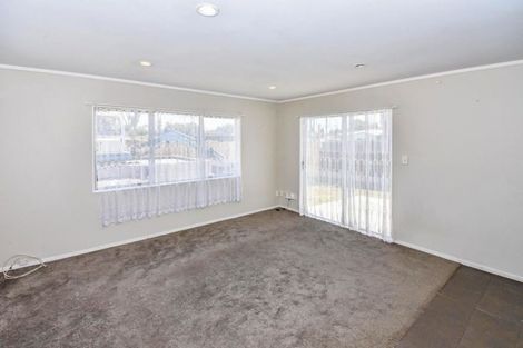 Photo of property in 56a Gloucester Road, Manurewa, Auckland, 2102