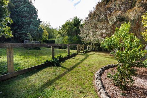 Photo of property in 102 Harrison Hill Road, Aokautere, Palmerston North, 4471