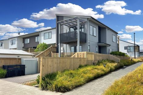 Photo of property in 24 Pukewhero Rise, Westgate, Auckland, 0614