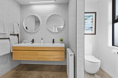 Photo of property in 41 Cyrus Street, Whalers Gate, New Plymouth, 4310
