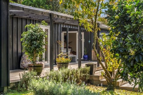 Photo of property in 38 Waipu Gorge Road, Waipu, 0582