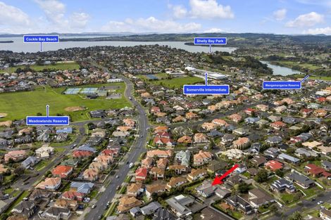 Photo of property in 18 Simmental Crescent, Somerville, Auckland, 2014