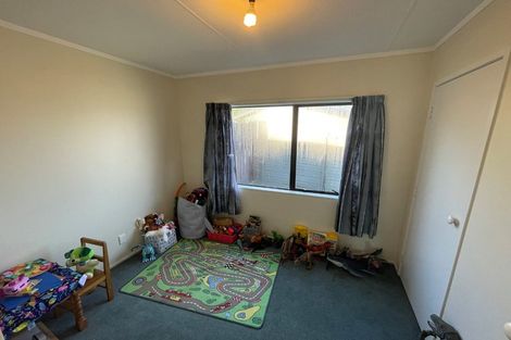 Photo of property in 1/1 Silvan Place, Bell Block, New Plymouth, 4312