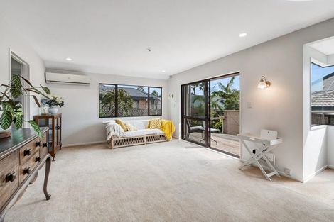 Photo of property in 19 Palmgreen Court, Stanmore Bay, Whangaparaoa, 0932