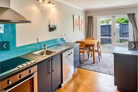 Photo of property in 10 Helen Street, Brooklyn, Wellington, 6021