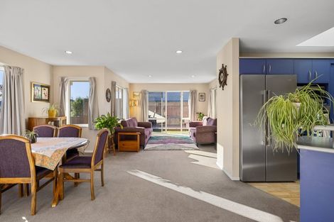 Photo of property in 21 Bernadette Street, Aidanfield, Christchurch, 8025