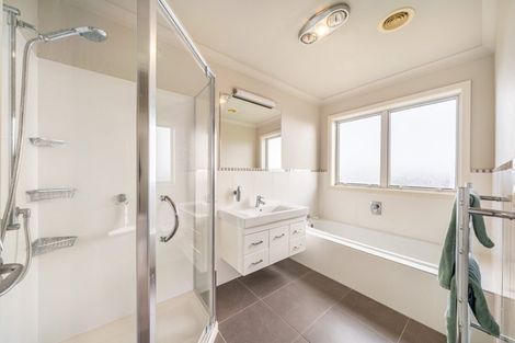 Photo of property in 18 Milford Street, Aotea, Porirua, 5024