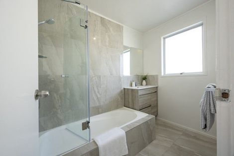 Photo of property in 16 Mckinstry Avenue, Mangere East, Auckland, 2024