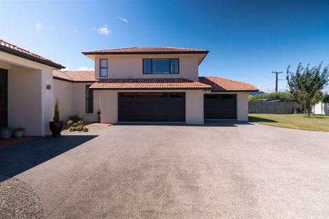 Photo of property in 177 Mazengarb Road, Paraparaumu, 5032