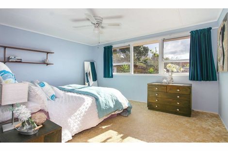 Photo of property in 15 Bishopgate Street, Birkdale, Auckland, 0626