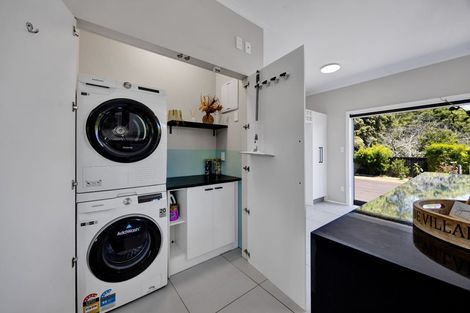 Photo of property in 110 Manawapou Road, Hawera, 4610