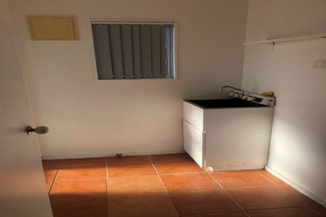 Photo of property in 8 Dennis Road, Papatoetoe, Auckland, 2025