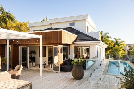 Photo of property in 1 Woodstock Road, Fairfield, Hamilton, 3214