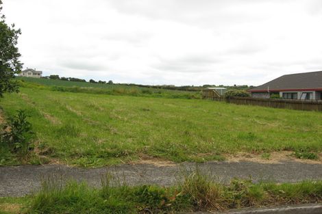 Photo of property in 13 Jackson Place, Pukekohe, 2120