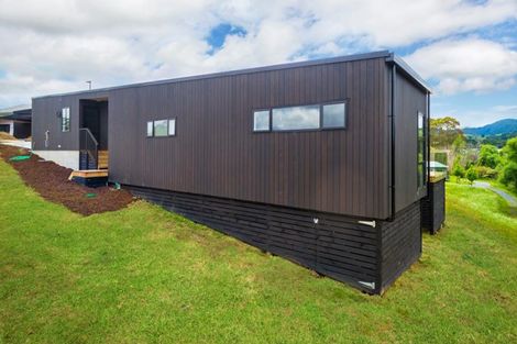 Photo of property in 35 Laly Haddon Place, Matakana, 0985