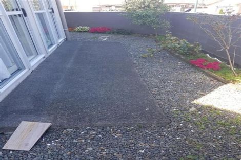 Photo of property in 3/1 Gracechurch Drive, Flat Bush, Auckland, 2016