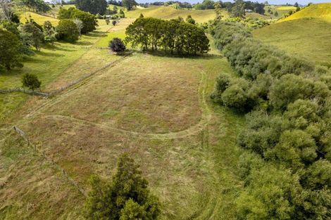 Photo of property in 77 Dorset Road, Hillsborough, New Plymouth, 4372