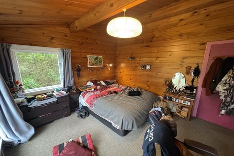 Photo of property in 9 Versailles Street, Karori, Wellington, 6012