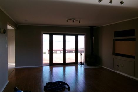 Photo of property in 4 First Avenue, Glenbrook, Waiuku, 2681