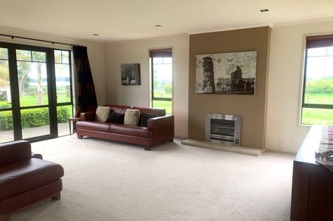 Photo of property in 28 Ockleston Landing, Hobsonville, Auckland, 0618