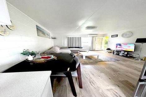 Photo of property in 87 Nikau Street, New Lynn, Auckland, 0600