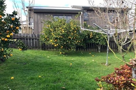 Photo of property in 28 Pahi Place, West Harbour, Auckland, 0618