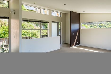 Photo of property in 51 Tiketike Way, Brooklyn, Wellington, 6021