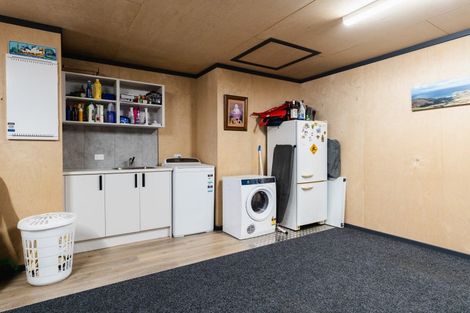 Photo of property in 5 Ella Lane, Green Island, Dunedin, 9018