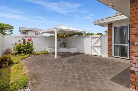 Photo of property in 1 Azalea Dell, Mount Maunganui, 3116