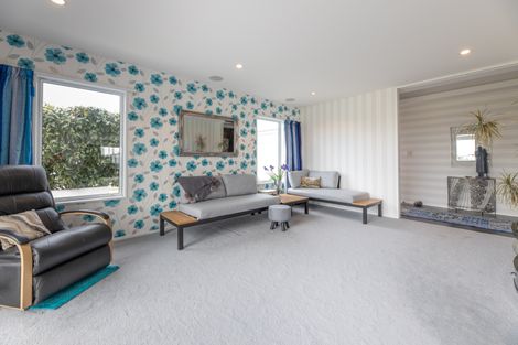 Photo of property in 3 Te Wairewa Street, Pegasus, 7612