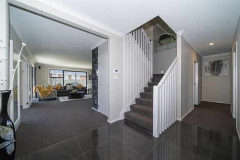 Photo of property in 34 Rodeo Drive, Kelvin Grove, Palmerston North, 4414