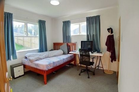 Photo of property in 33 Lingfield Street, Glenfield, Auckland, 0629